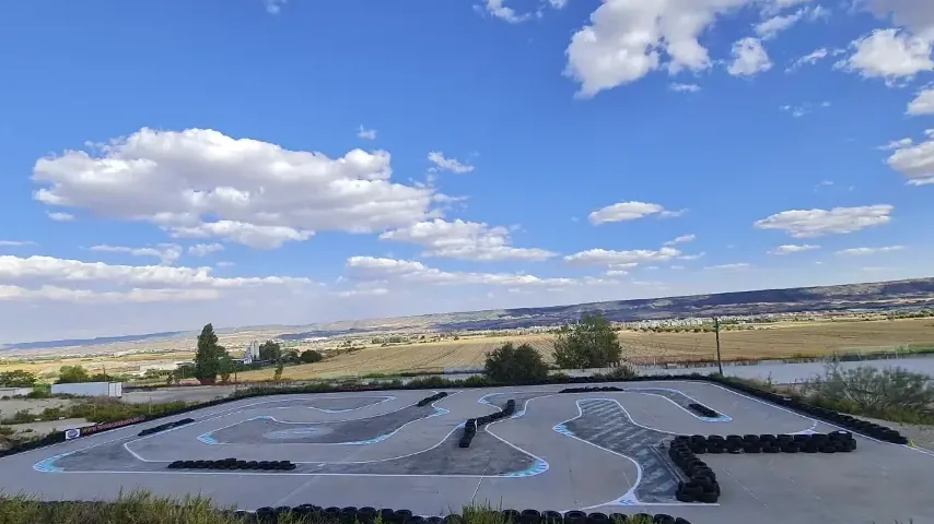 circuito de Spanish Riders para cursos de conducción de moto cerca de Madrid