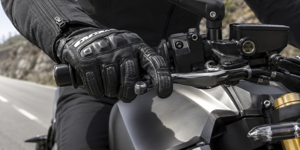 freno delantero en moto y como utilizarlo con dosificacion y potencia