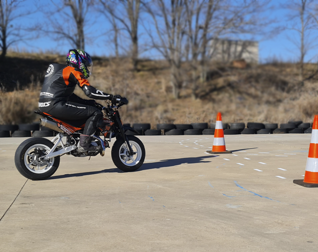 Curso iniciacion en moto pit bike madrid guadalajara